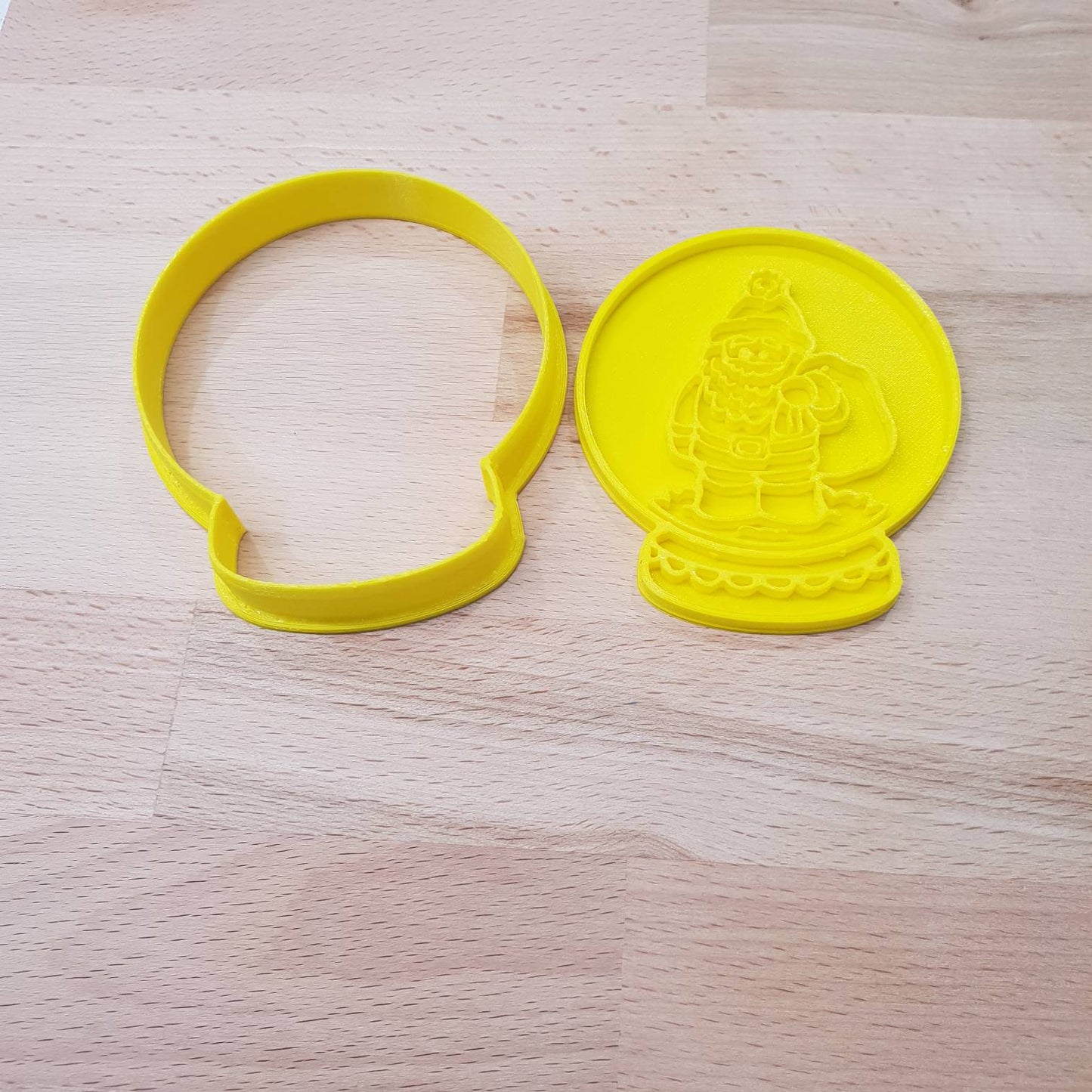 Christmas Snow Globe cookie cutter - Santa - just-little-luxuries