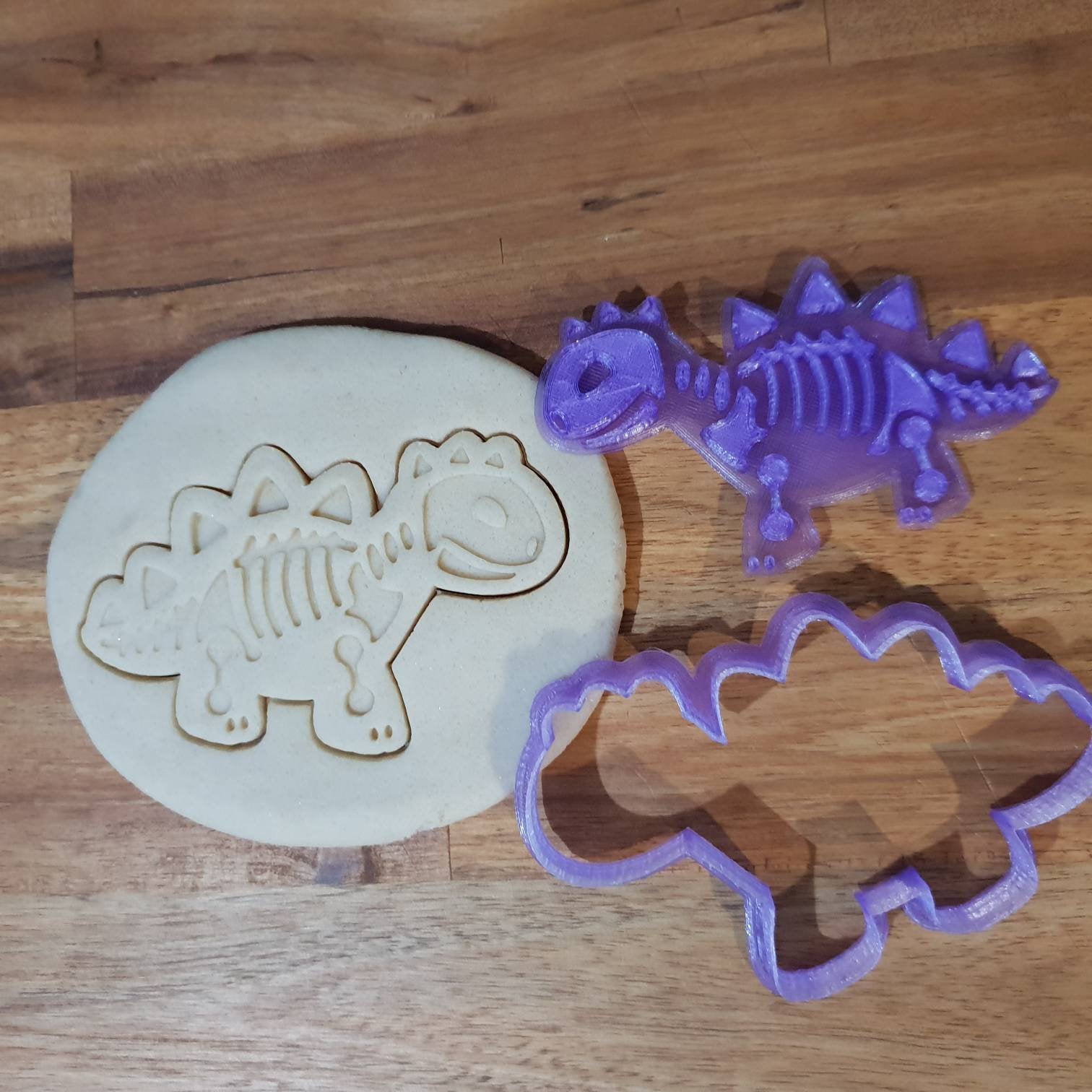 Dinosaur Cookie Cutter and Stamper - just-little-luxuries