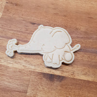 Elephant blowing water cookie cutter and stamper - just-little-luxuries
